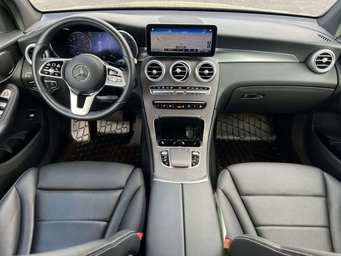 Used 2022 Mercedes-Benz GLC 300 4MATIC image 15