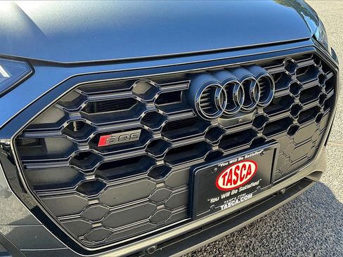 Used 2024 Audi SQ5 Prestige image 33