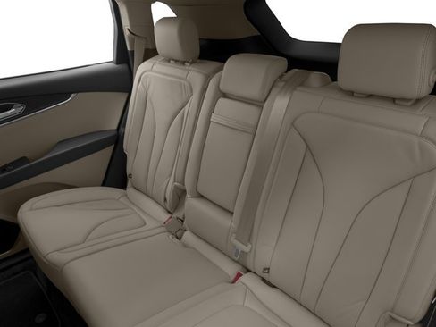 Used 2016 Lincoln MKX Reserve w/ Luxury Package image 13