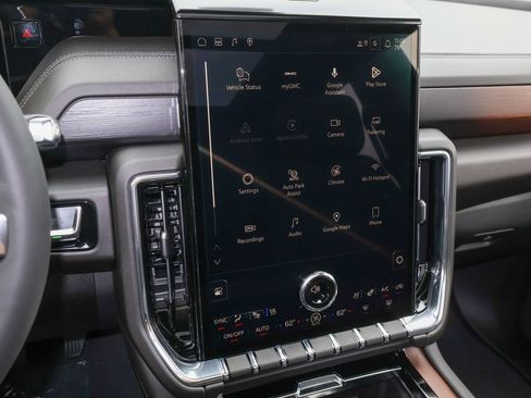New 2026 GMC Yukon XL Denali w/ Denali Reserve Package AWD/4WD image 18