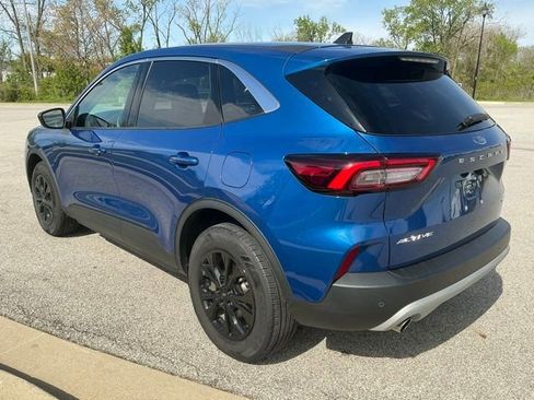 Used 2023 Ford Escape Active w/ Tech Pack #1 AWD/4WD image 4