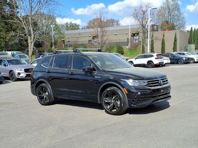 Used 2024 Volkswagen Tiguan SE R-Line