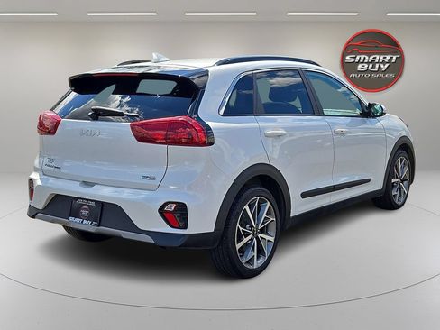 Used 2022 Kia Niro Touring Special Edition FWD image 5