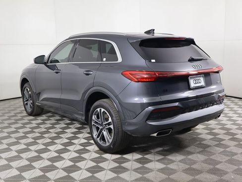 Used 2025 Audi Q5 Premium Plus w/ Premium Plus image 7