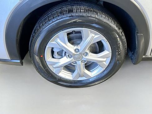 Certified 2023 Honda HR-V LX image 12