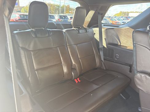 Used 2024 Ford Explorer King Ranch w/ Technology Package image 6