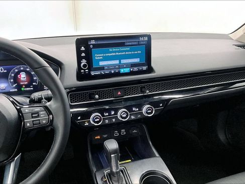 Used 2024 Honda Civic Touring image 5
