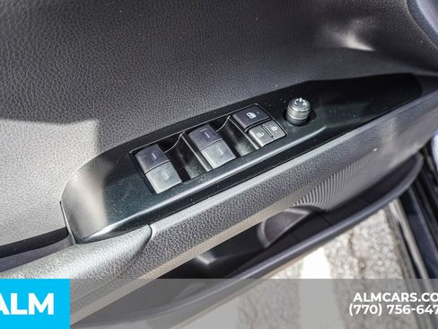 Used 2025 Toyota Camry SE image 54