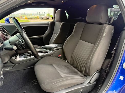 Used 2022 Dodge Challenger R/T w/ Blacktop Package RWD image 27