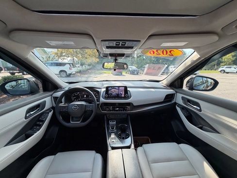 Used 2026 Nissan Rogue Dark Armor FWD image 27