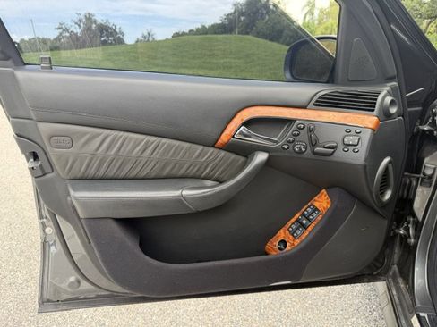 Used 2003 Mercedes-Benz S 600 image 10