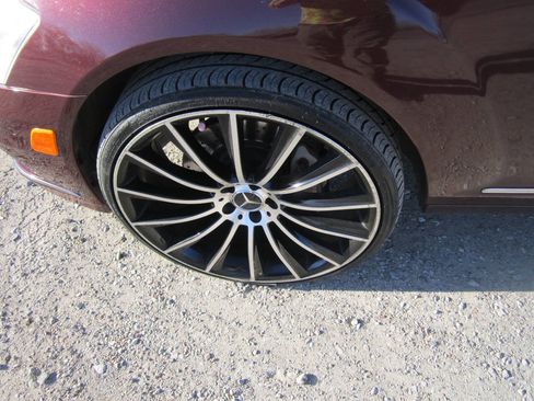 Used 2012 Mercedes-Benz S 550 4MATIC image 23