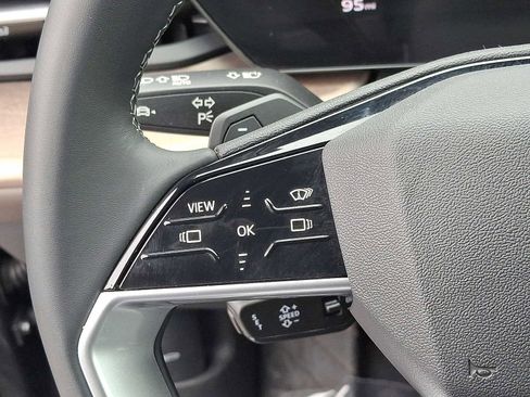 Certified 2025 Audi Q5 Premium w/ Premium Plus AWD/4WD image 15