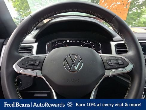 Certified 2022 Volkswagen Atlas Cross Sport SEL AWD/4WD image 26