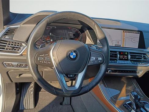 Used 2019 BMW X5 xDrive40i w/ Executive Package AWD/4WD image 11
