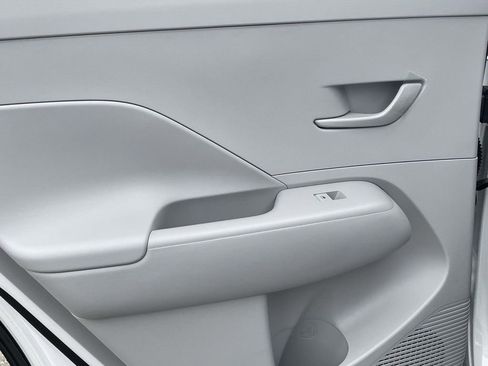 New 2026 Hyundai Kona SEL Sport FWD image 9