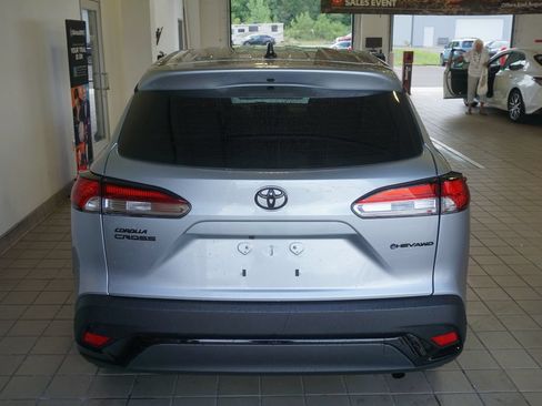 Used 2025 Toyota Corolla Cross AWD Hybrid image 13