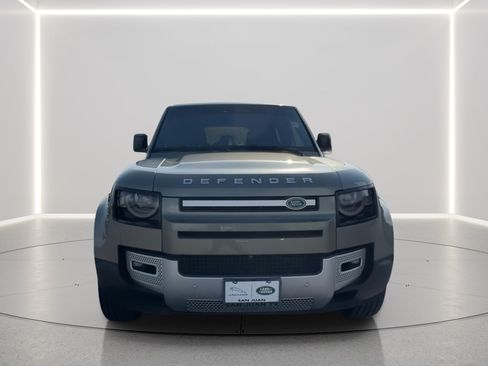 Used 2021 Land Rover Defender 110 SE AWD/4WD image 3