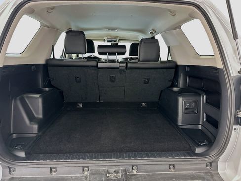 Used 2024 Toyota 4Runner SR5 Premium image 30