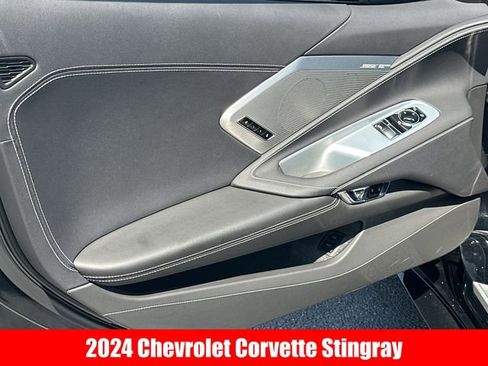 Used 2024 Chevrolet Corvette Stingray Preferred Cpe w/ Z51 Performance Package RWD image 4