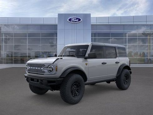 New 2026 Ford Bronco Badlands AWD/4WD image 1