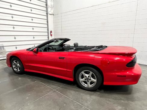 Used 1997 Pontiac Firebird Trans Am image 4