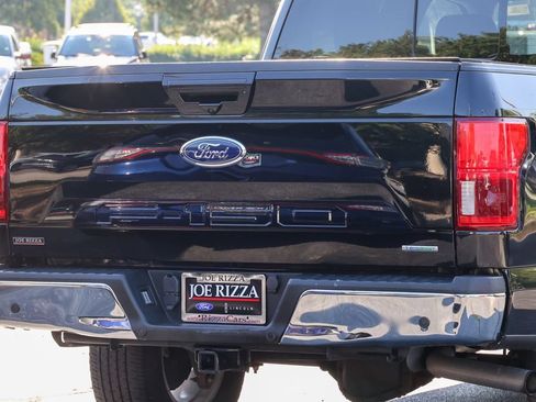 Used 2020 Ford F150 Lariat w/ Max Trailer Tow Package AWD/4WD image 26