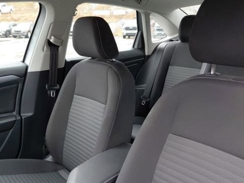 Used 2024 Volkswagen Jetta S image 25