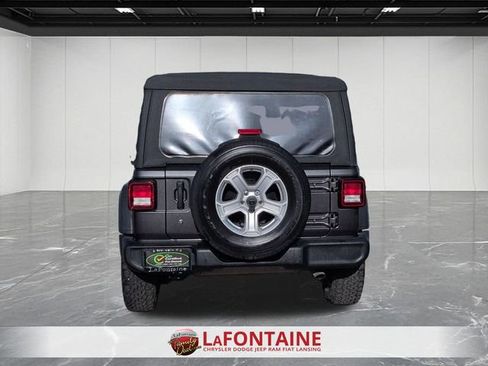 Certified 2018 Jeep Wrangler Unlimited Sport S image 4