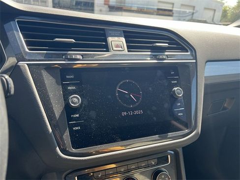 Used 2024 Volkswagen Tiguan S image 5