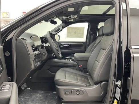 New 2026 Chevrolet Tahoe High Country w/ LPO, Illumination Package AWD/4WD image 9