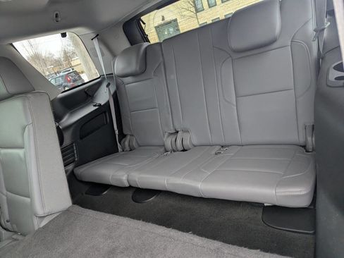 Used 2015 Chevrolet Tahoe LT w/ Luxury Package image 9