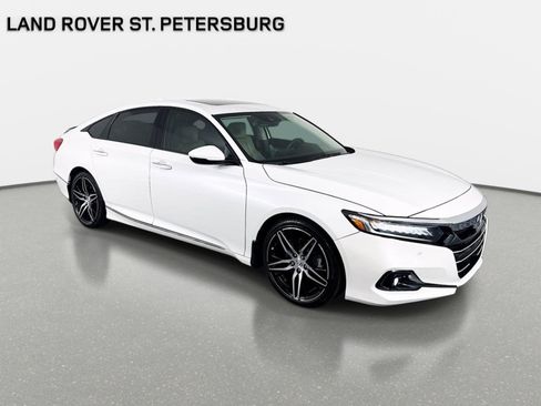 Used 2021 Honda Accord Touring image 4