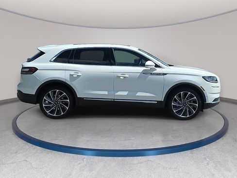 Used 2023 Lincoln Nautilus Reserve w/ Equipment Group 201A AWD/4WD image 4