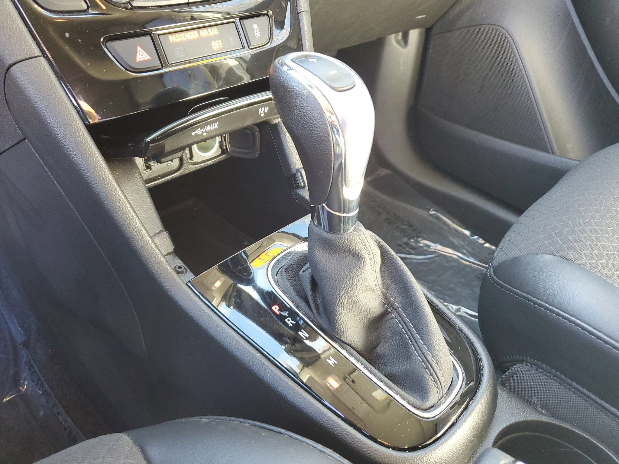 Used 2022 Buick Encore Preferred w/ Safety Package FWD image 27