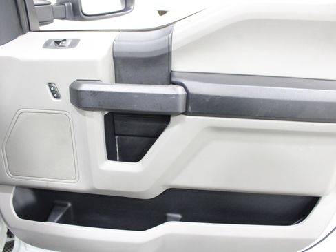 Used 2019 Ford F350 XL w/ Power Equipment Group RWD image 20