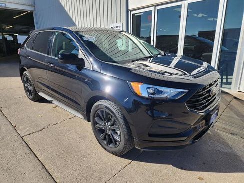 Certified 2022 Ford Edge SE w/ Black Appearance Package AWD/4WD image 4