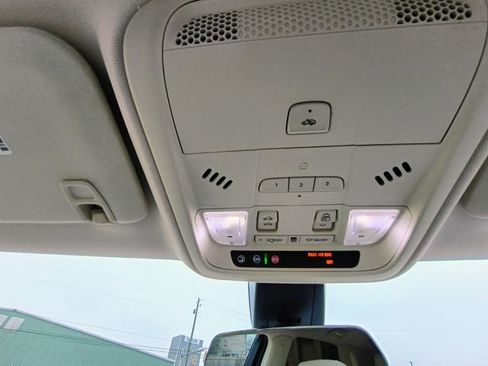 Used 2017 Cadillac XT5 Premium Luxury w/ Advanced Security Package image 47