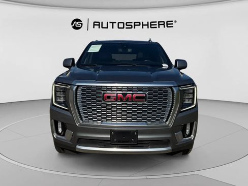 Used 2022 GMC Yukon XL Denali AWD/4WD image 2