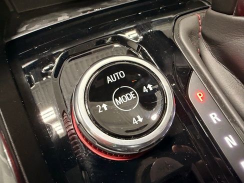 Used 2024 GMC Canyon AT4X AWD/4WD image 40