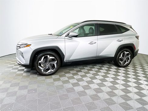 Used 2024 Hyundai Tucson SEL w/ Convenience Package AWD/4WD image 4