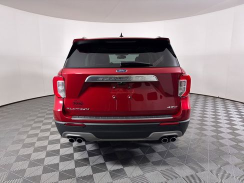 Used 2023 Ford Explorer Platinum w/ Technology Package image 12