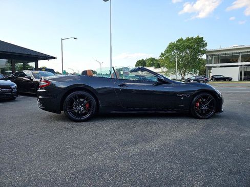 Used 2018 Maserati GranTurismo Sport image 19