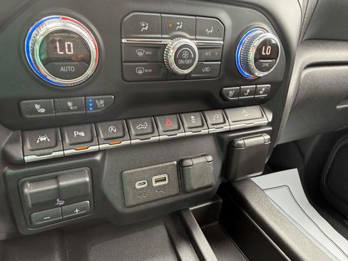 Used 2019 GMC Sierra 1500 AT4 w/ Technology Package AWD/4WD image 45