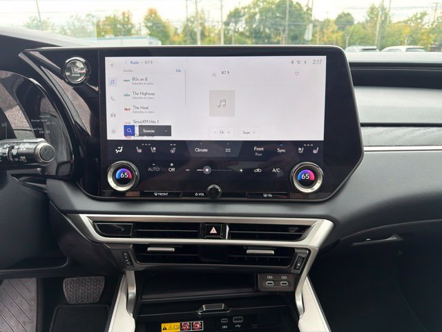 Used 2025 Lexus RX 350 Premium AWD/4WD image 18
