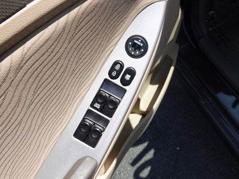 Used 2012 Hyundai Accent GLS w/ Premium Pkg 3 image 13