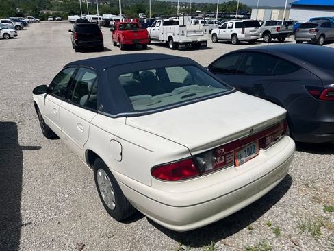 Used 2003 Buick Century Custom FWD image 5
