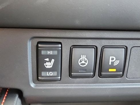 New 2025 Nissan Frontier PRO-4X w/ Pro Premium Package image 11