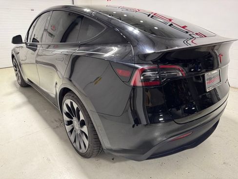 Used 2022 Tesla Model Y Performance AWD/4WD image 5