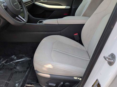 Used 2025 Hyundai Sonata SEL FWD image 16